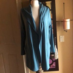 Long cardigan with hood and pockets